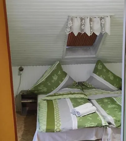Apartmanház Gabriella Harkány Esterno foto