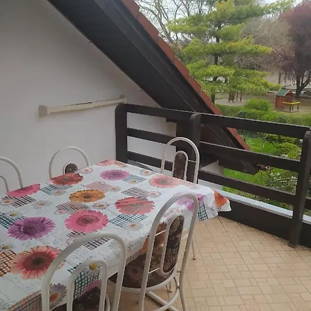 Apartmanház Gabriella Harkány Esterno foto