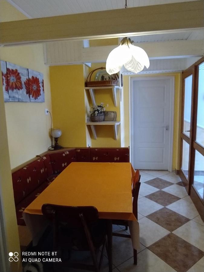 Apartmanhaz Gabriella Apartment *
